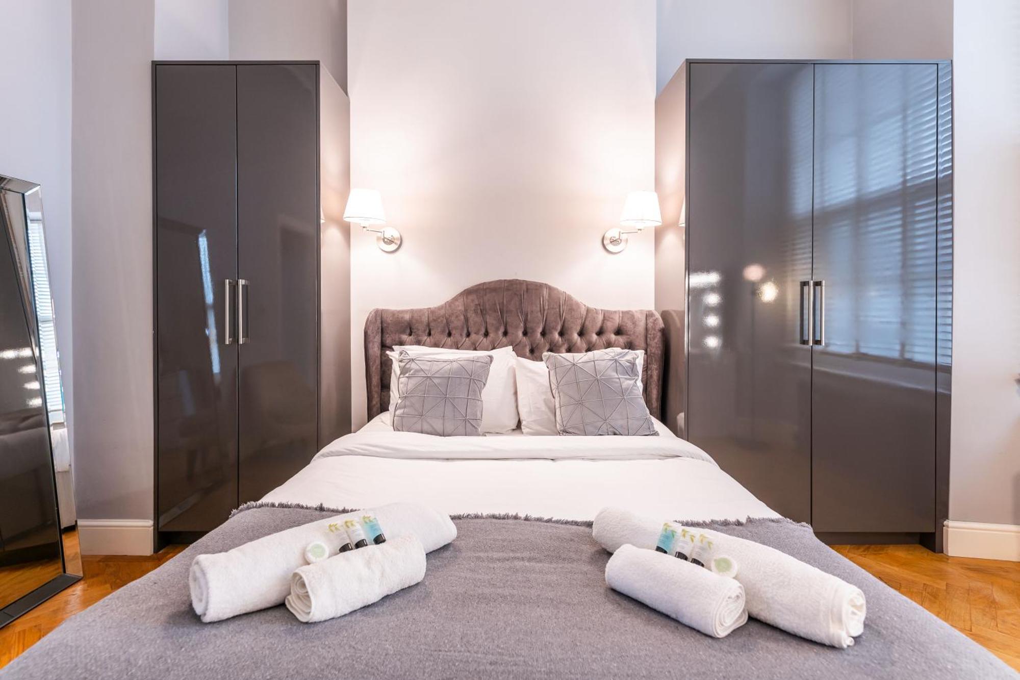 Luxury One Bedroom Flat In Westbourne Terrace 런던 외부 사진